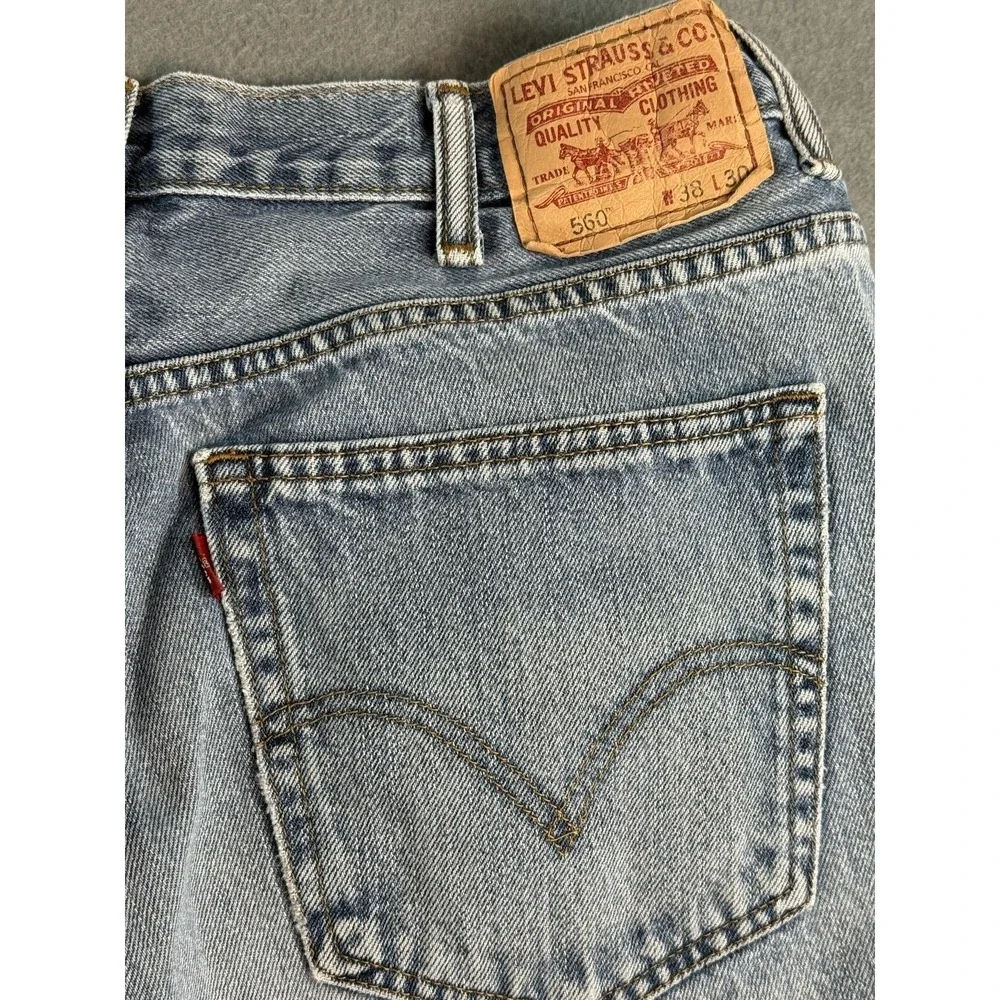 Levis 560 Jeans Mens 38x30 Blue Light Comfort Fit Relaxed Tapered Distressed Y2K